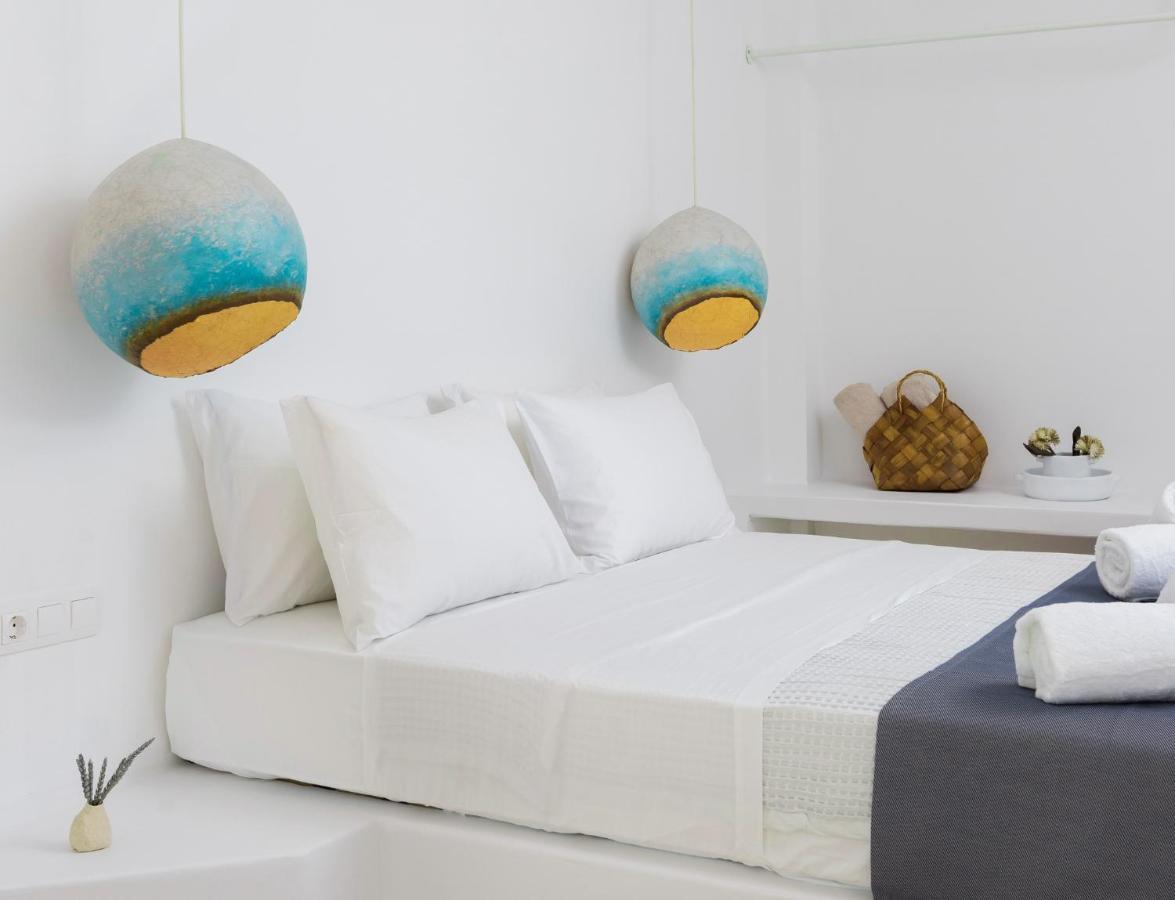 Voca Hotel & Suites Kamári Extérieur photo