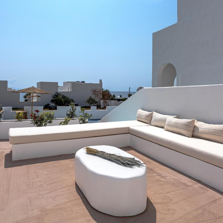 Voca Hotel & Suites Kamári Extérieur photo