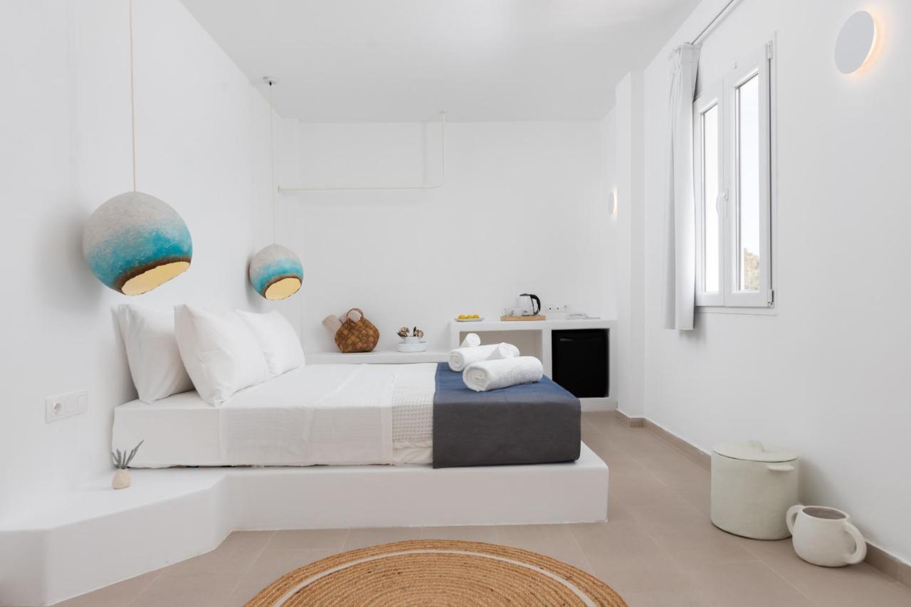 Voca Hotel & Suites Kamári Extérieur photo